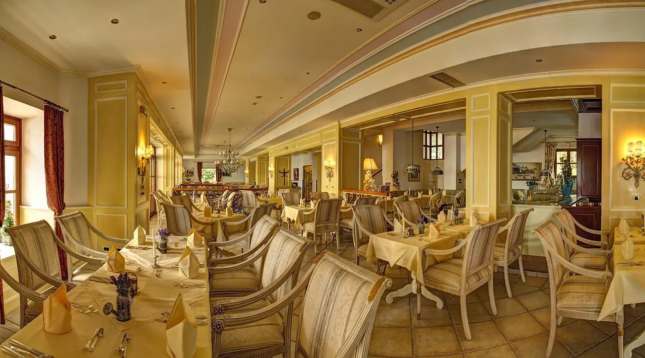 Hotel Miramar Opatija 4*,  Kroatien